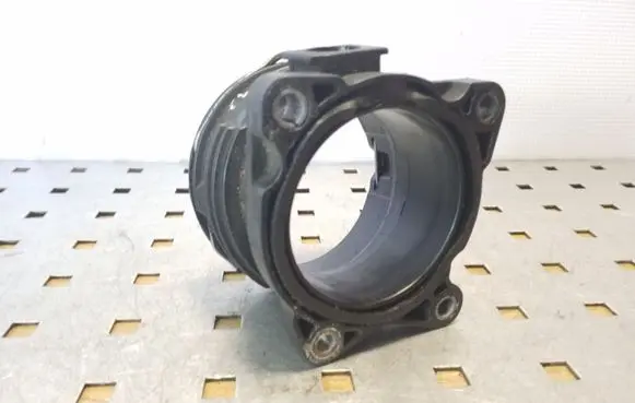 Jeep Grand Cherokee (WK) Intercooler pipe mounting bracket A6420900144