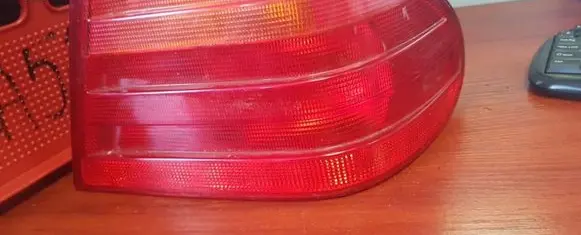 Mercedes-Benz E W210 Rear/tail lights 2108204464