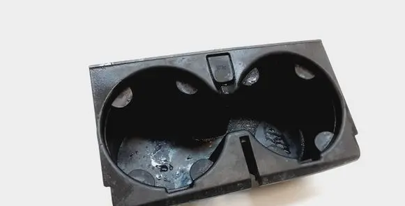 Cup holder front