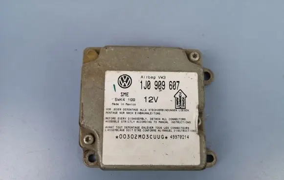 Volkswagen PASSAT B5 Airbag control unit/module 1J0909607