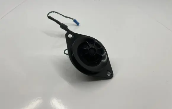 BMW M5 Front door high frequency speaker 9175696 65139175696