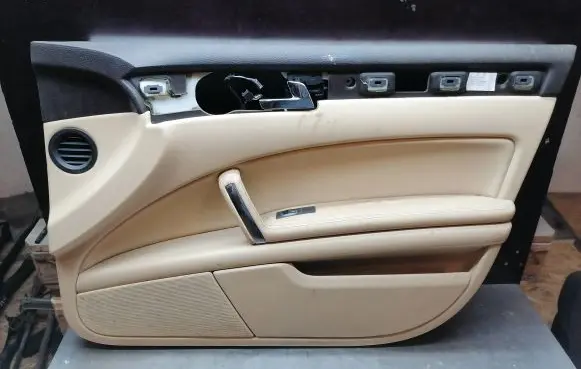 Volkswagen Phaeton Front door card panel trim 3D1867012L