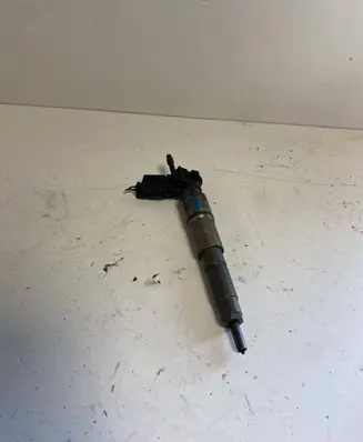 BMW X3 E83 Fuel injector 7792721
