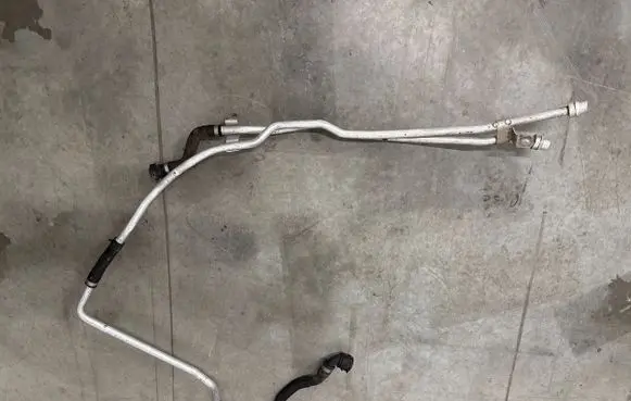 BMW X5 F15 Engine coolant pipe/hose 7644099