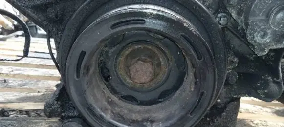Mercedes-Benz C AMG W204 Crankshaft pulley