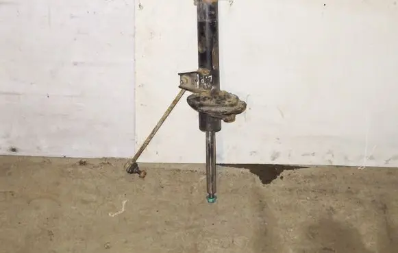 Volkswagen PASSAT B8 Front shock absorber/damper 3Q0413031BN