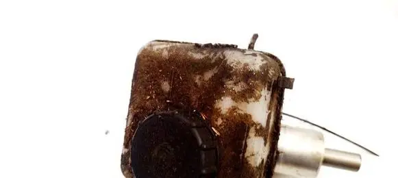Opel Zafira A Brake fluid reservoir