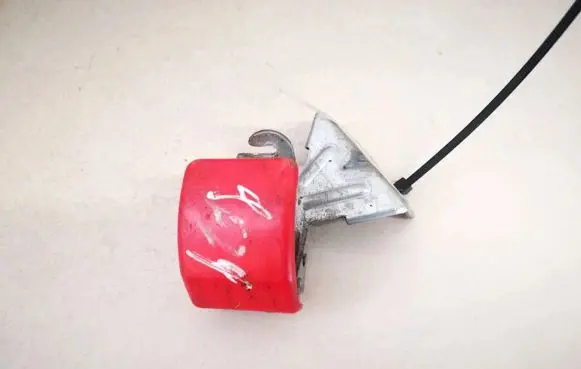 Volvo V50 Engine bonnet (hood) release handle