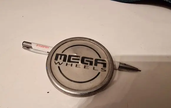 Subaru Legacy Original wheel cap M152