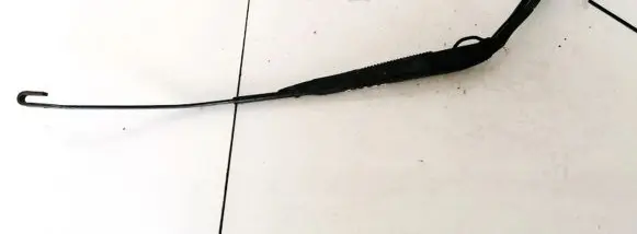 Hyundai Sonata Front wiper blade arm
