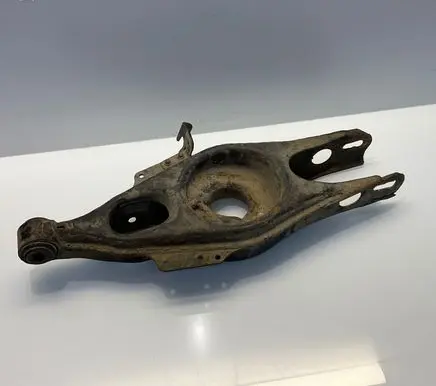 Mercedes-Benz E W211 Rear upper control arm/wishbone A2113501806 2113501806