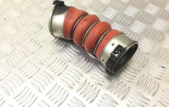 BMW 6 F12 F13 Intercooler hose/pipe 7805401