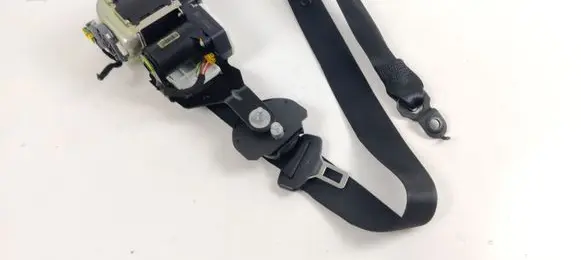 Mercedes-Benz E W212 Front seatbelt A2128600786