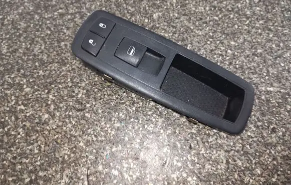 Chrysler Town & Country V Electric window control switch 04602544 04602544AE