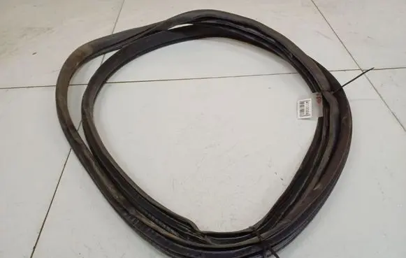 Mercedes-Benz B W245 Rubber seal front coupe door