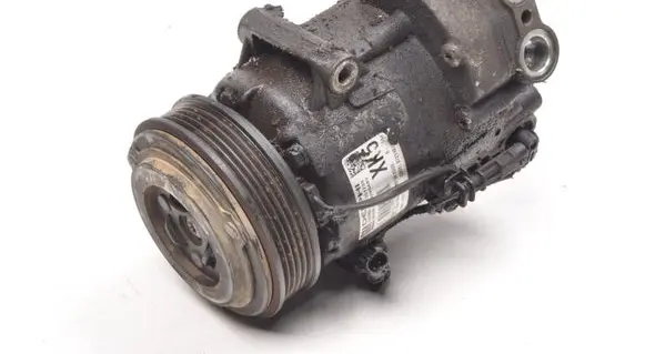 Opel Meriva B Air conditioning (A/C) compressor (pump) 13377057