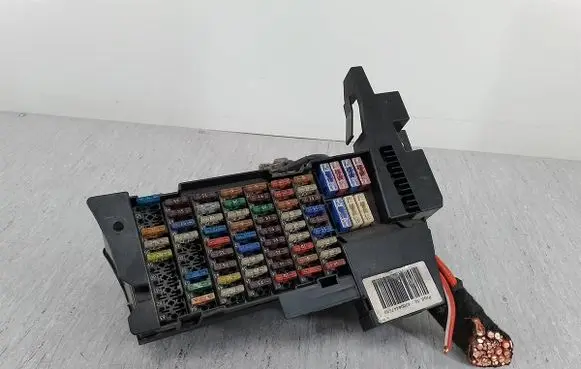 Mercedes-Benz B W245 Fuse box set 1695451740