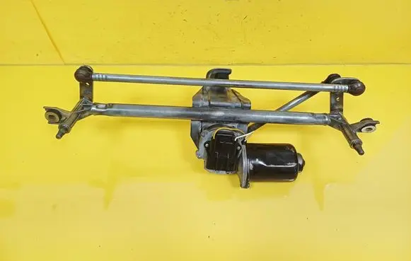 Opel Corsa C Front wiper linkage and motor 91498232
