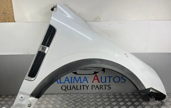 Opel Antara Fender