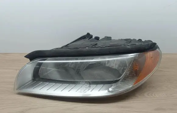 Volvo XC70 Headlight/headlamp 31214353 6331100001