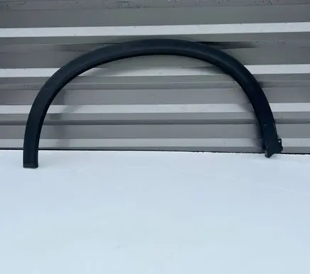 Suzuki Vitara (LY) Rear arch trim 7725154P0