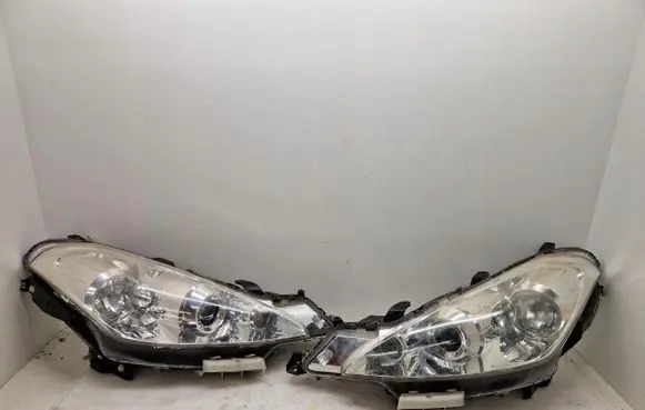 Peugeot 4007 Headlights/headlamps set 