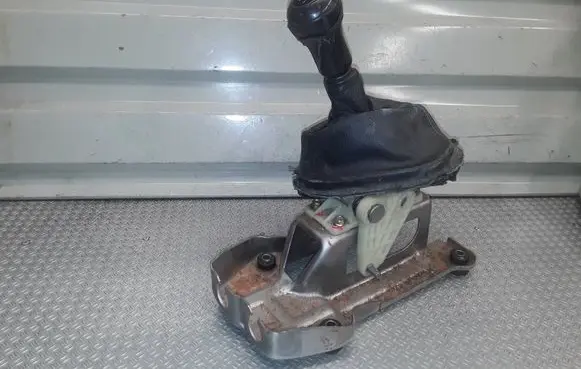 Hyundai Santa Fe Gear shifter/selector 