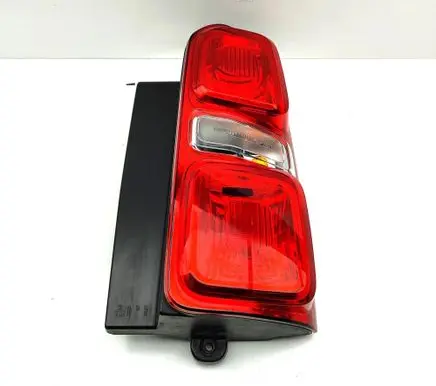 Opel Vivaro Rear/tail lights 9808243080 9808243082