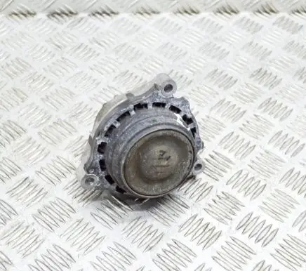 BMW 4 F32 F33 Engine mount bracket 6859412