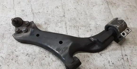 Chevrolet Captiva Front lower control arm/wishbone 96819162