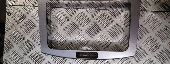 Volkswagen PASSAT B7 Radio/GPS head unit trim 3aa858069h