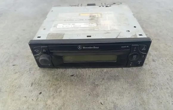 Mercedes-Benz Vaneo W414 Radio/CD/DVD/GPS head unit A0048201486