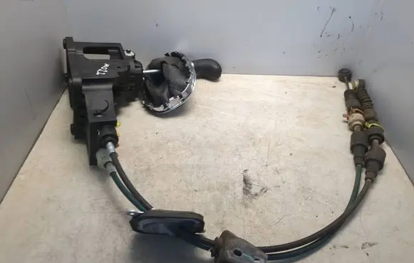 Opel Karl Gear shifter/selector 688309947 25194979 1522331000000X