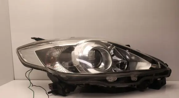 Mazda 5 Headlight/headlamp 