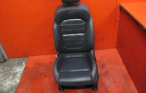 MG ZS Front driver seat MG-ZS-FOTEL-L