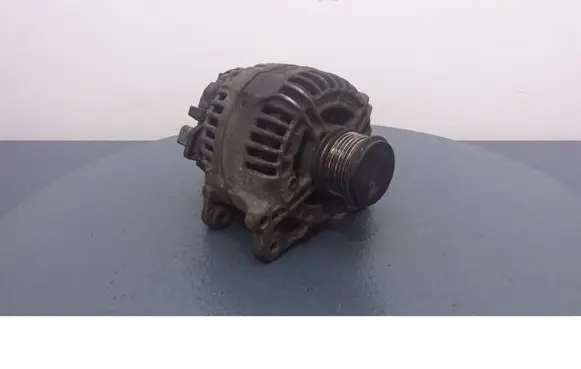 Volkswagen Caddy Generator/alternator 06F903023F