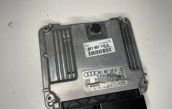 Audi A4 S4 B8 8K Engine control unit/module 8K1907115D 0281001961