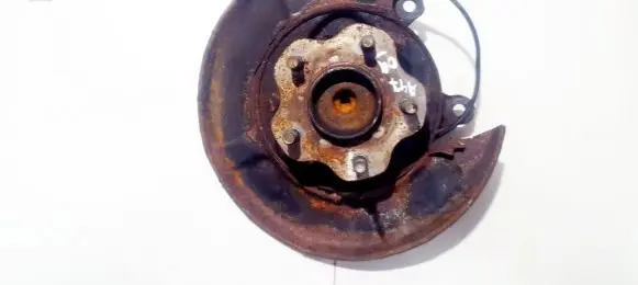 Nissan Qashqai Rear wheel hub