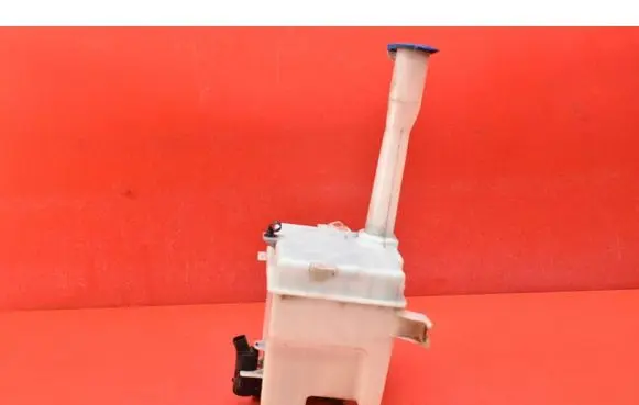 Windshield washer fluid reservoir/tank