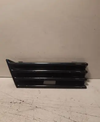 Mercedes-Benz E W210 Front bumper lower grill 2108850426