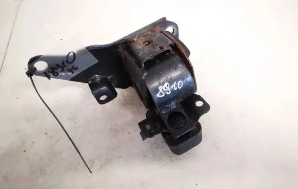 Toyota Corolla E120 E130 Engine mount bracket