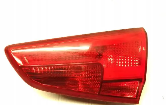 KIA Ceed Tailgate rear/tail lights