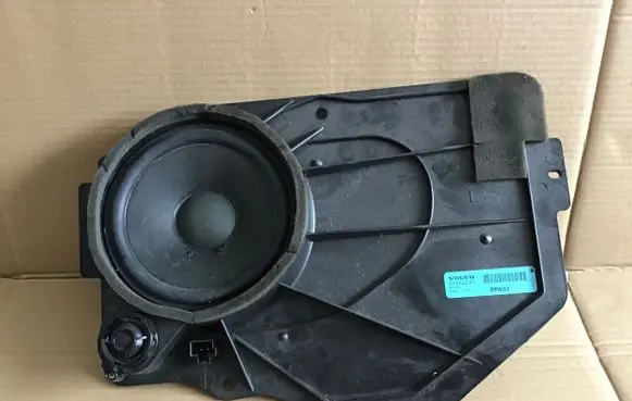 Volvo C30 Rear door speaker 31252247