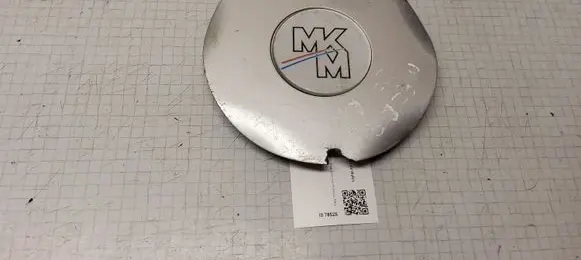 Mazda 323 F Original wheel cap C020083