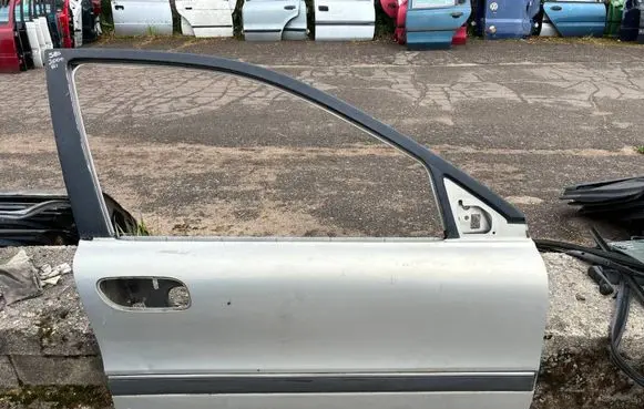 Volvo S80 Front door