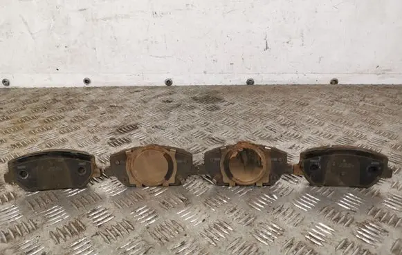 Hyundai Santa Fe Brake pads (front) SANTA19STKALADELES
