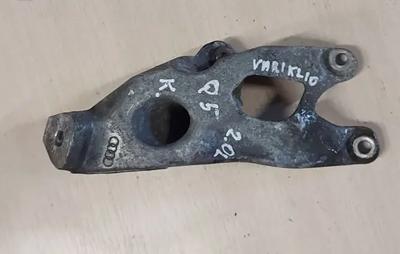 Audi Q5 SQ5 Engine mounting bracket 8K0199307BE