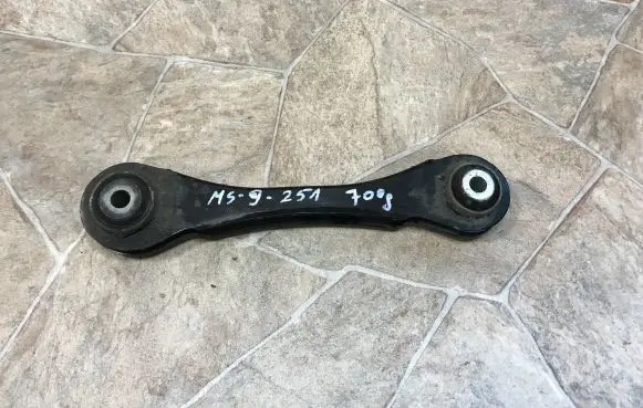 BMW 1 F20 F21 Rear upper control arm/wishbone 6792517