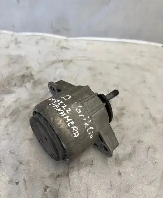 Porsche Panamera (970) Engine mount bracket 94837505804