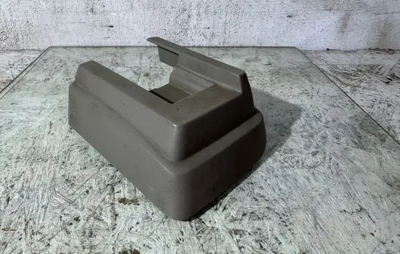 Volvo XC90 Front driver seat rail trim 30662546